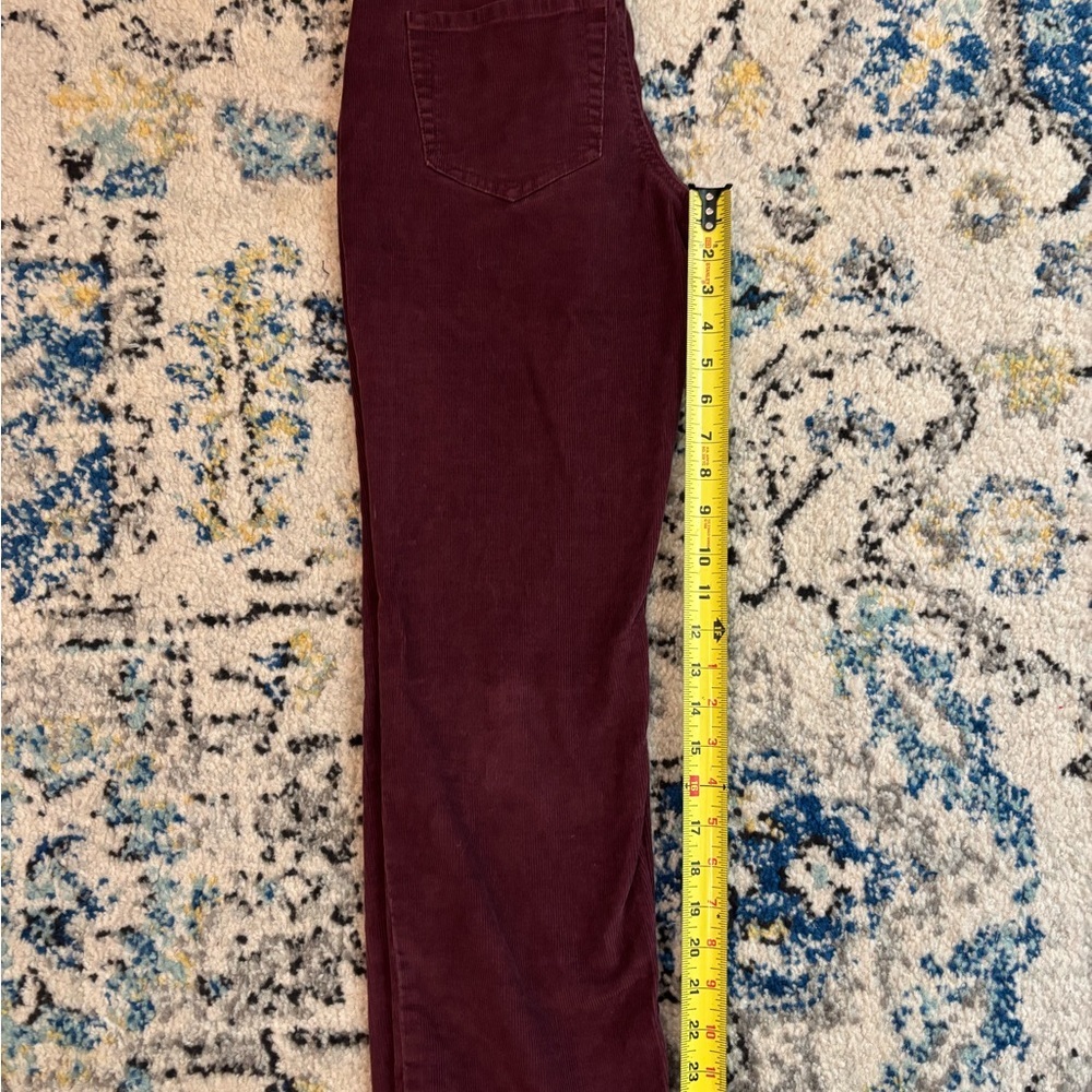 L.L. Bean BeanFlex Straight Leg Favorite Fit Mid-Rise Corduroy Pants - Picture 10 of 10